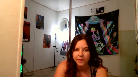 Snapshot of screamqueenp chatting on May 25, 2026, 6:08 am PennyWise online show from May 25, 2026, 6:08 am