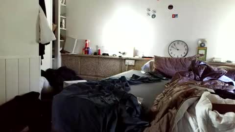 scubi007 online show from December 21, 2025, 8:54 am