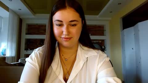 Snapshot of sea_cocktail chatting on September 30, 2025, 6:51 am Elizabeth online show from September 30, 2025, 6:51 am