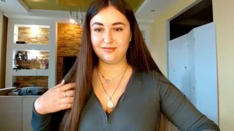 Snapshot of sea_cocktail chatting on October 17, 2025, 8:06 am Elizabeth online show from October 17, 2025, 8:06 am