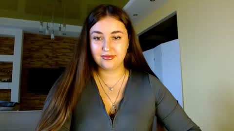 Snapshot of sea_cocktail chatting on November 3, 2025, 8:04 am Elizabeth online show from November 3, 2025, 8:04 am