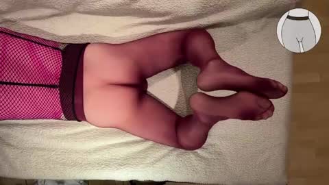 seamlessly online show from April 18, 2026, 9:37 pm