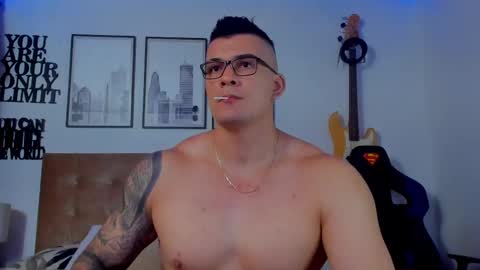 Snapshot of sean_carrera69 chatting on November 4, 2025, 1:16 am Sean Carrera online show from November 4, 2025, 1:16 am