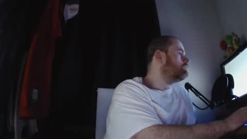 seanv26 online show from December 10, 2024, 3:41 am