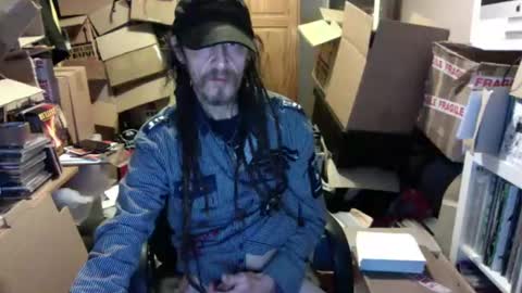Snapshot of seasidesteve71 chatting on December 12, 2024, 12:59 am seasidesteve71 online show from December 12, 2024, 12:59 am