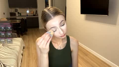 Kate online show from April 10, 2026, 5:06 pm