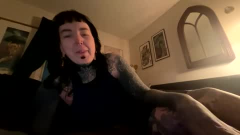 seatedslut online show from February 4, 2025, 4:48 am