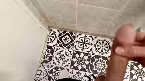 seb97400 online show from December 22, 2025, 4:26 pm