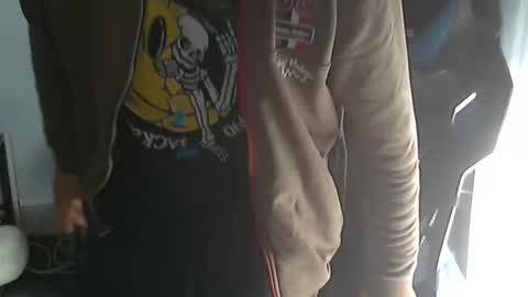 Snapshot of seba881975 chatting on September 27, 2025, 9:03 am Sba Fr online show from September 27, 2025, 9:03 am