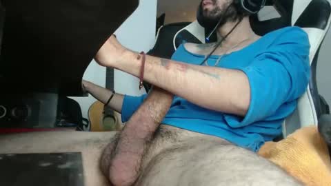 Snapshot of sebas21cm1 chatting on January 13, 2025, 12:45 pm sebas21cm1 online show from January 13, 2025, 12:45 pm