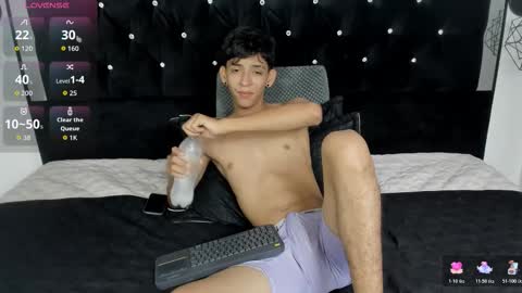 Snapshot of sebas_cat chatting on February 14, 2026, 2:08 am Sebastian Alvarez online show from February 14, 2026, 2:08 am