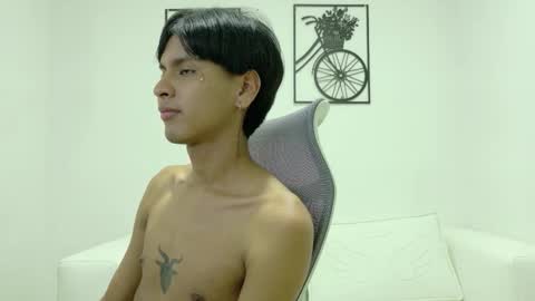 Snapshot of sebas_lover_ chatting on October 11, 2025, 10:41 pm SEBASTIAN online show from October 11, 2025, 10:41 pm