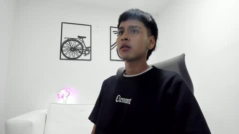 Snapshot of sebas_lover_ chatting on October 22, 2025, 7:57 pm SEBASTIAN online show from October 22, 2025, 7:57 pm