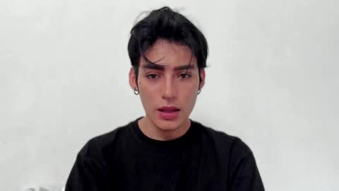 Snapshot of sebas_rosse chatting on December 4, 2024, 2:15 pm sebastian online show from December 4, 2024, 2:15 pm