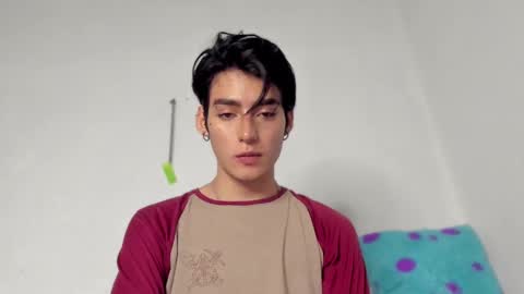 Snapshot of sebas_rosse chatting on December 8, 2024, 10:14 pm sebastian online show from December 8, 2024, 10:14 pm