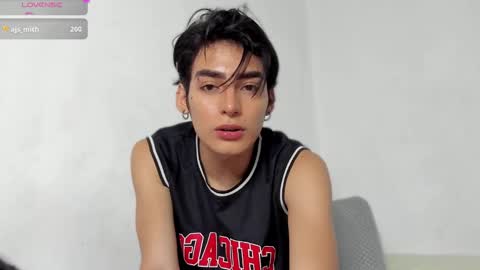 Snapshot of sebas_rosse chatting on December 15, 2024, 3:34 am sebastian online show from December 15, 2024, 3:34 am