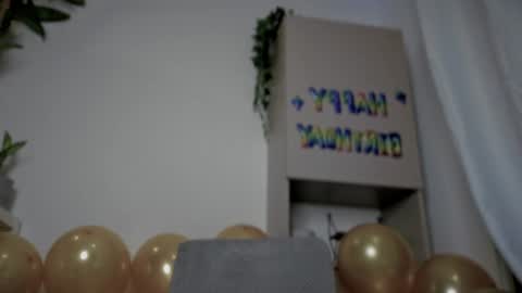 Snapshot of sebas_rosse chatting on December 23, 2024, 12:14 am sebastian online show from December 23, 2024, 12:14 am