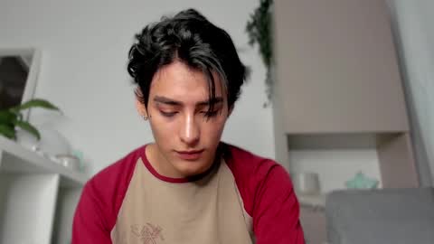 Snapshot of sebas_rosse chatting on February 13, 2025, 1:50 am sebastian online show from February 13, 2025, 1:50 am