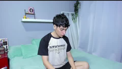 Snapshot of sebas_rosse chatting on June 2, 2026, 3:08 am sebastian online show from June 2, 2026, 3:08 am