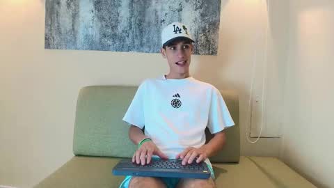 sebass_r online show from January 14, 2026, 12:55 pm