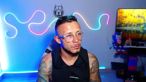 Snapshot of sebastian_025 chatting on October 5, 2025, 8:34 am Sebastian online show from October 5, 2025, 8:34 am