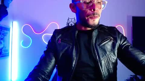 Sebastian online show from March 22, 2026, 7:50 pm