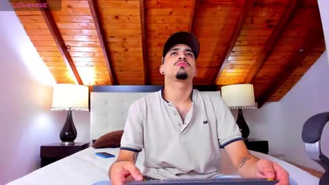 Sebastian Berne online show from March 1, 2025, 8:10 pm