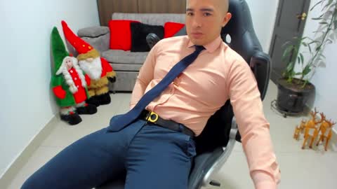 juan  sebastian online show from December 21, 2024, 2:47 pm