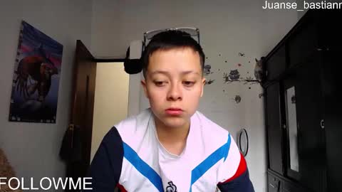 Myystiic online show from February 15, 2025, 2:33 pm