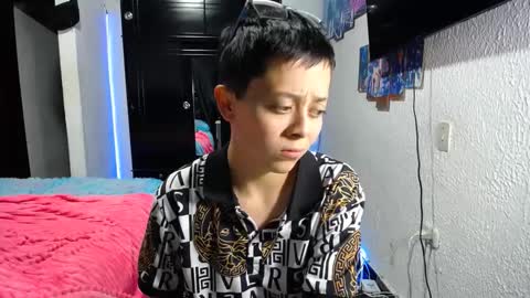 Myystiic online show from March 7, 2025, 1:42 am