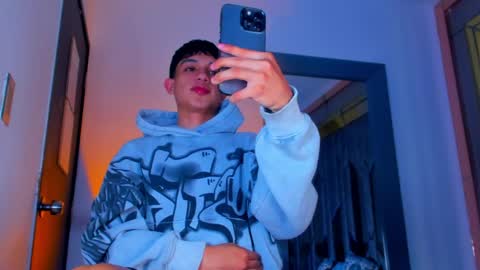 Sebastian online show from April 2, 2026, 4:10 am