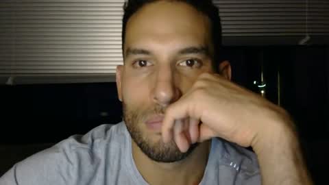 Sebastian Royce online show from June 12, 2026, 5:50 am
