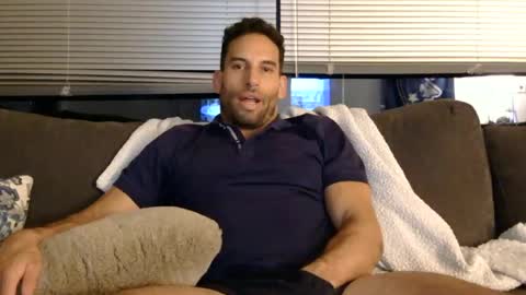 Sebastian Royce online show from July 10, 2026, 6:39 am