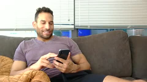 Sebastian Royce online show from July 20, 2026, 5:48 pm