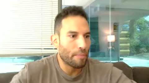 Sebastian Royce online show from July 27, 2026, 4:58 pm