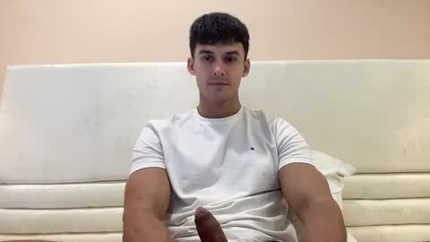 Snapshot of sebybeba chatting on August 3, 2026, 8:45 pm sebybeba online show from August 3, 2026, 8:45 pm