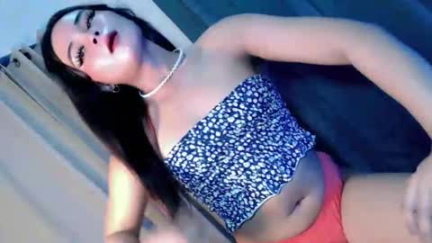 Snapshot of secret_affair18 chatting on October 15, 2025, 1:28 am kwen online show from October 15, 2025, 1:28 am