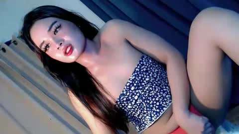 Snapshot of secret_affair18 chatting on October 17, 2025, 6:38 am kwen online show from October 17, 2025, 6:38 am