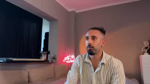 Snapshot of secret_lovers1 chatting on June 16, 2026, 5:48 pm Secret Lovers online show from June 16, 2026, 5:48 pm