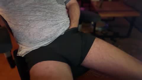 Snapshot of secret_neighbor_ chatting on November 12, 2025, 1:55 pm secret_neighbor_ online show from November 12, 2025, 1:55 pm