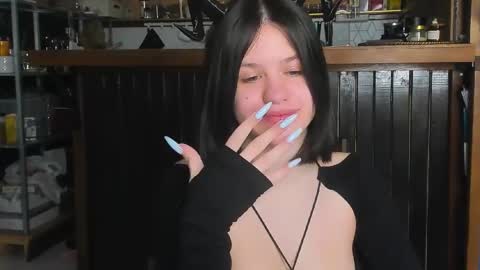 Snapshot of secretqueen_x chatting on February 10, 2025, 1:24 am Anna online show from February 10, 2025, 1:24 am