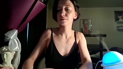 secrettt_poison online show from June 1, 2026, 3:14 pm