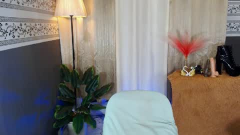 Fhatima Blaire online show from June 12, 2026, 10:36 am