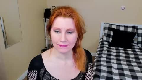 Snapshot of seductive_foxy_ chatting on January 31, 2026, 11:14 pm seductive_foxy_ online show from January 31, 2026, 11:14 pm
