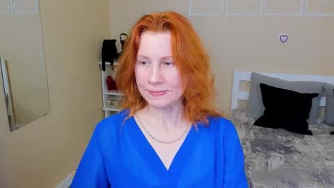 Snapshot of seductive_foxy_ chatting on February 18, 2026, 2:24 pm seductive_foxy_ online show from February 18, 2026, 2:24 pm