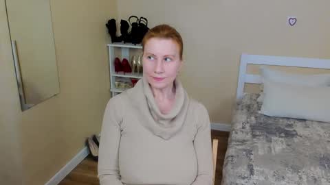 Snapshot of seductive_foxy_ chatting on March 19, 2026, 7:18 pm seductive_foxy_ online show from March 19, 2026, 7:18 pm