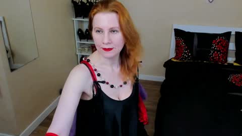 Snapshot of seductive_foxy_ chatting on April 12, 2026, 6:02 pm seductive_foxy_ online show from April 12, 2026, 6:02 pm