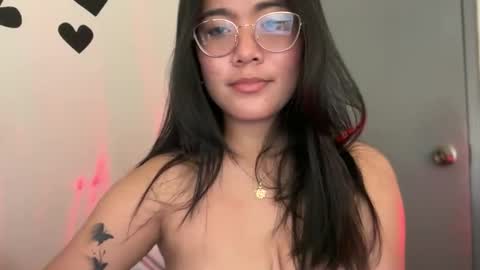 Mariaxxx online show from April 13, 2026, 5:46 am