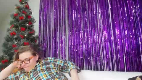 seductive_she_wolf online show from January 11, 2025, 7:49 pm