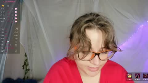 Snapshot of seductive_she_wolf chatting on July 6, 2026, 3:14 pm seductive_she_wolf online show from July 6, 2026, 3:14 pm